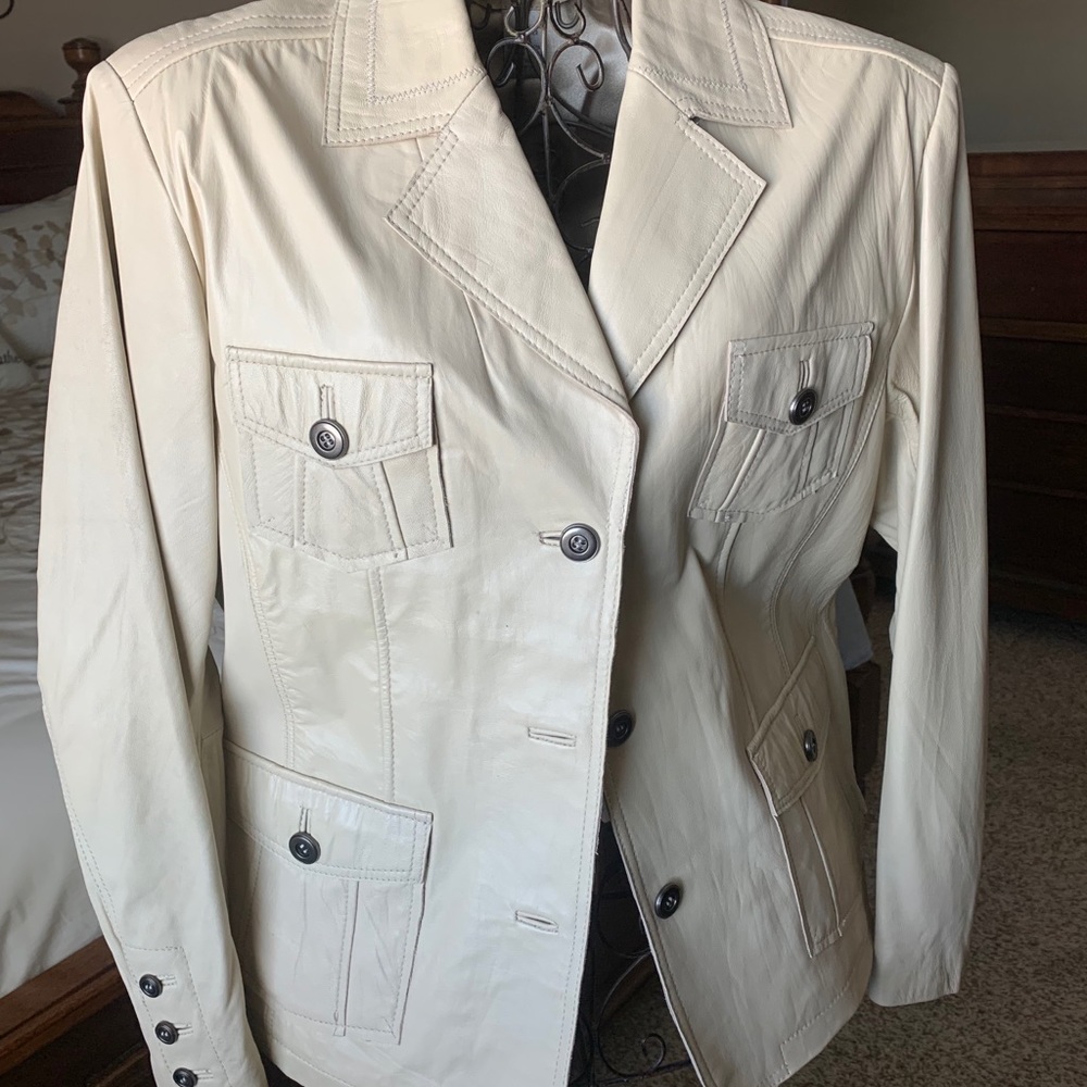 Chico’s 100% leather jacket